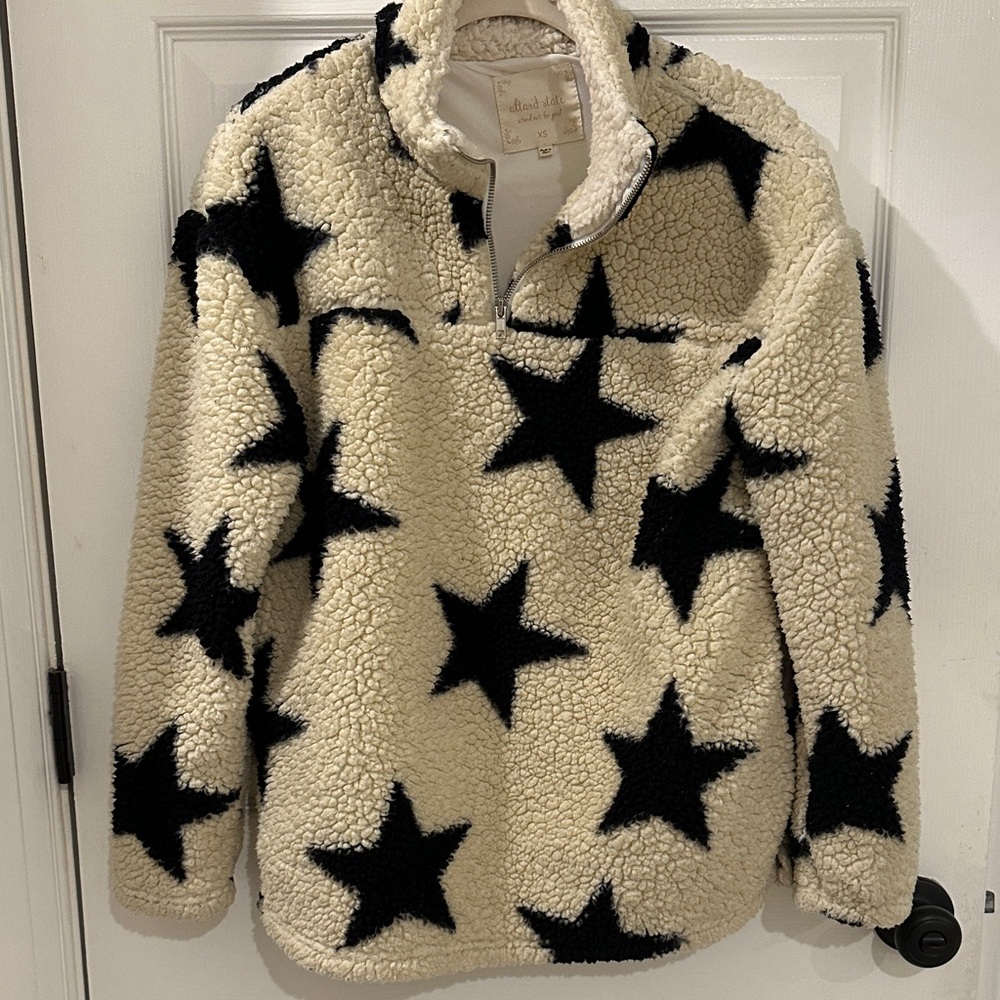 Altar'd State Cream and Black Star Sweatshirt